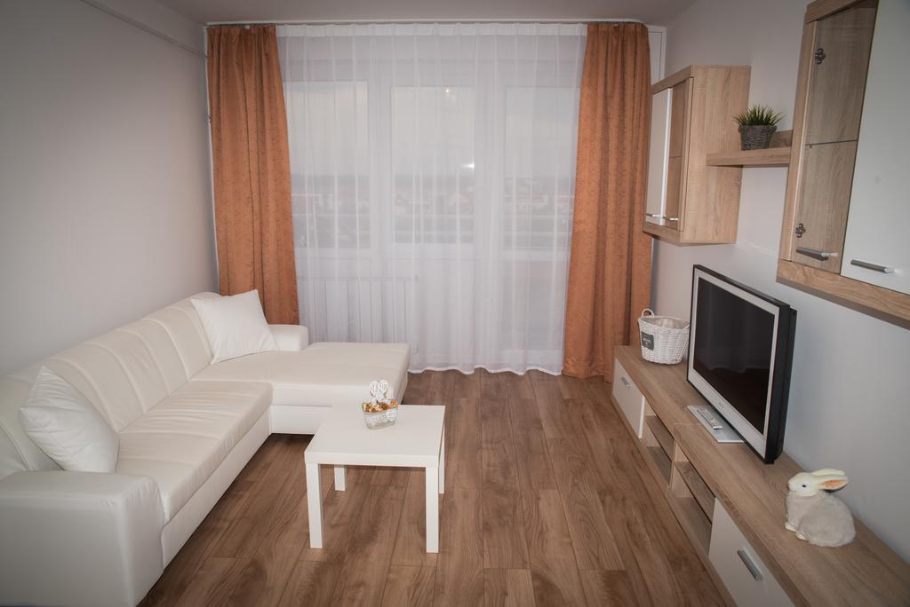 Anna Apartman Дьёр Экстерьер фото