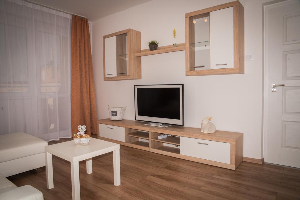 Anna Apartman Дьёр Экстерьер фото